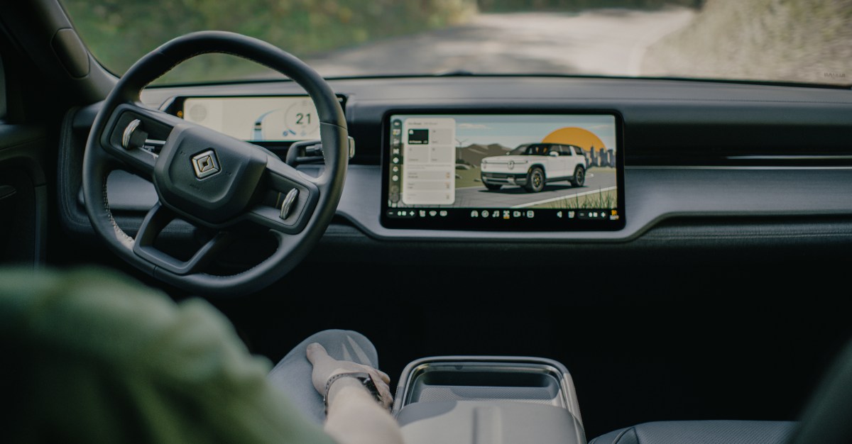 Uber invertirá US$1.25 mil millones en Rivian para desplegar 50.000 robotaxis