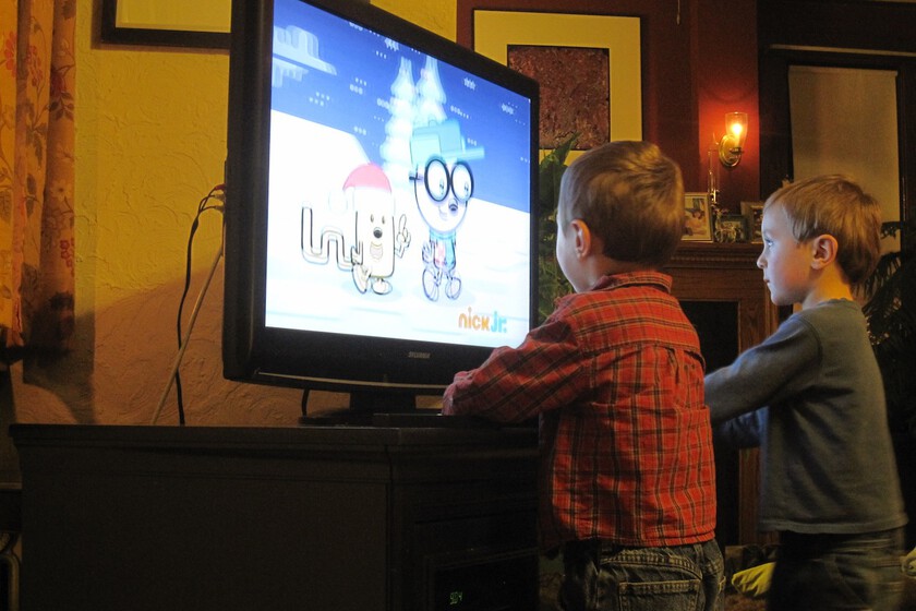 YouTube invierte US$1M en animación IA para niños mientras frena el "AI slop"